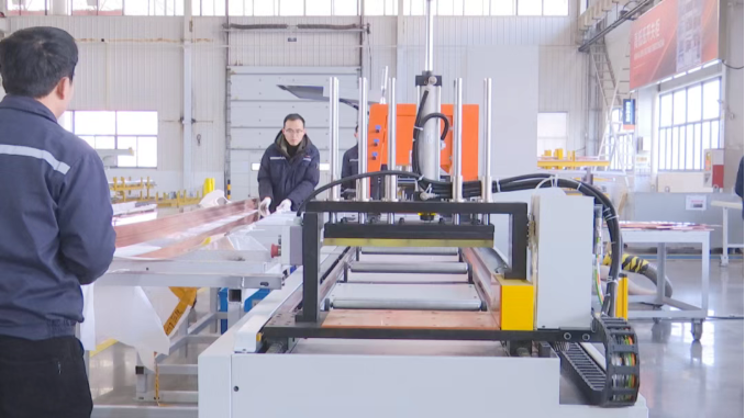 奋进“十五五” 冲刺“开门红” | 加勒电气：订单足生产忙 跑出发展“加”速度(图3)